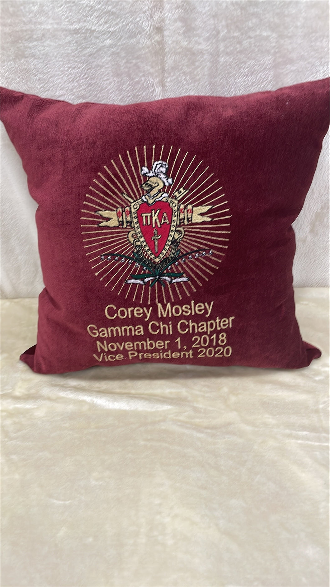 PIKE Pillow with crest